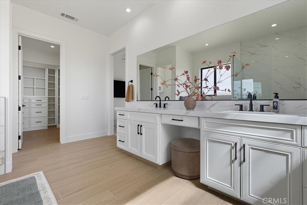 605 S Anderson A Rd, Exeter, CA 93221