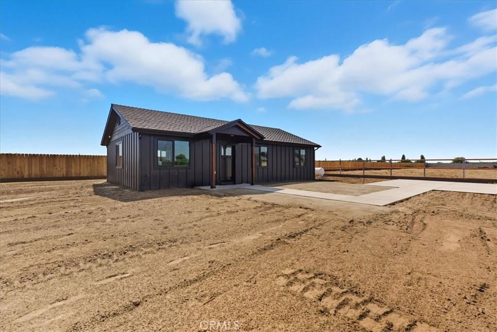 605 S Anderson A Rd, Exeter, CA 93221