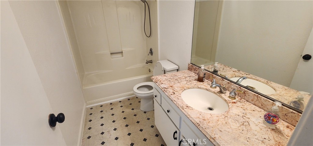 5580 Traffic Way #3, Atascadero, CA 93422