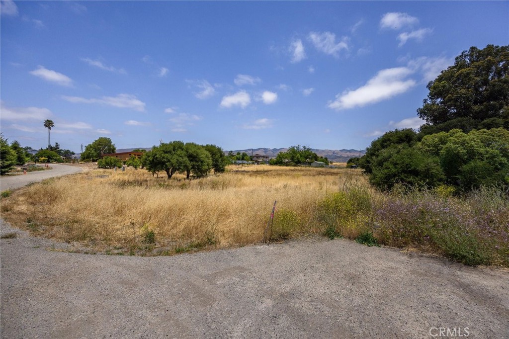 5275 Windmill Way, San Luis Obispo, CA 93401