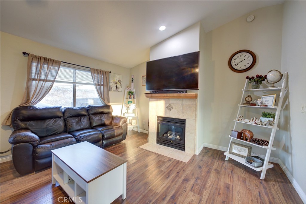 1690 Buck Way, Paso Robles, CA 93446