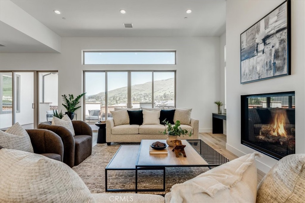 1433 Hansen Ln, San Luis Obispo, CA 93401