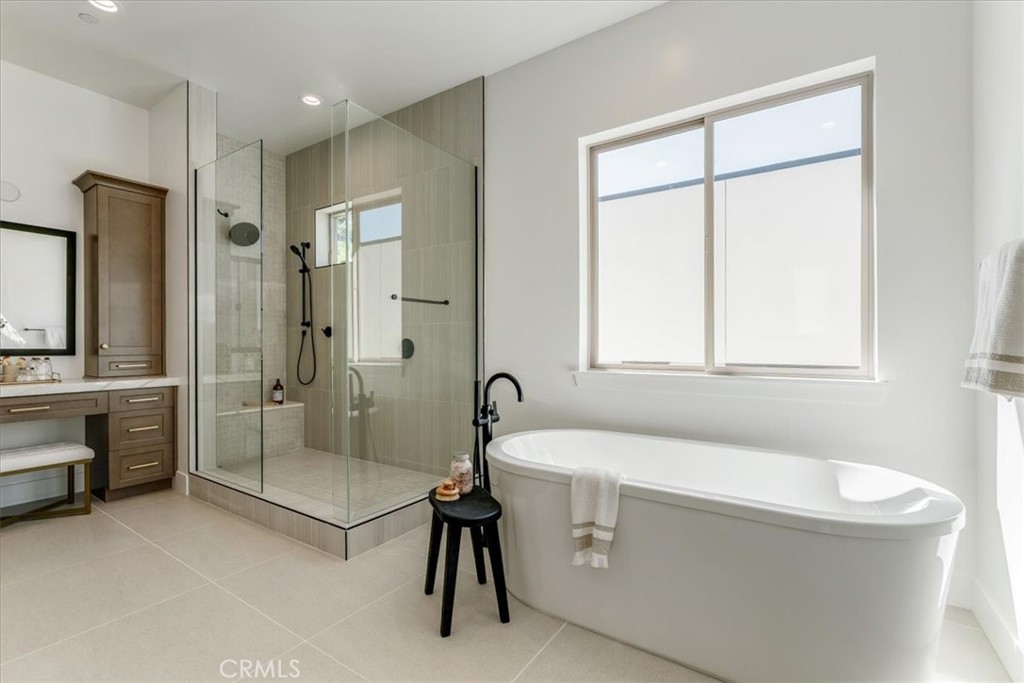 1433 Hansen Ln, San Luis Obispo, CA 93401