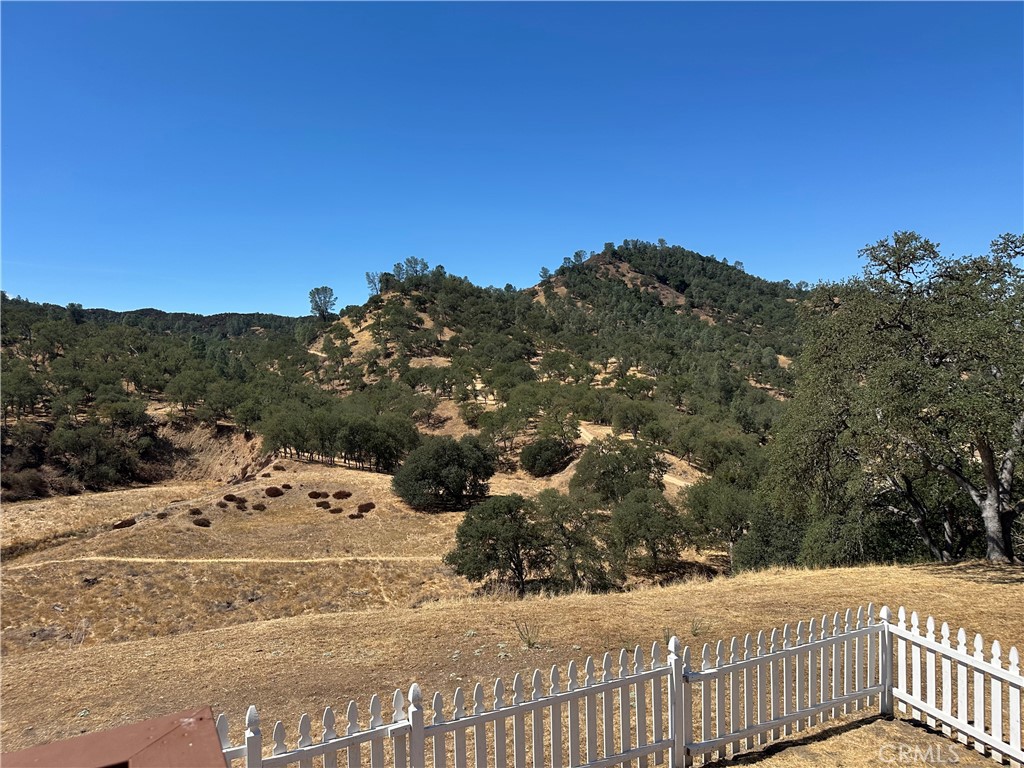 5101 Bluebird Ln, Paso Robles, CA 93446