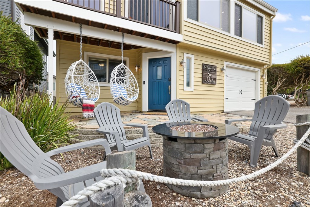 295 Plymouth St, Cambria, CA 93428
