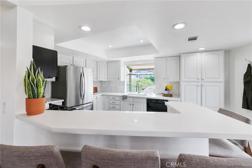 295 Plymouth St, Cambria, CA 93428