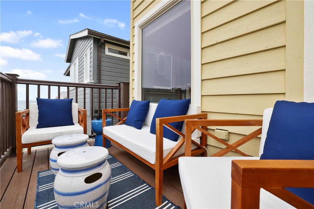 295 Plymouth St, Cambria, CA 93428