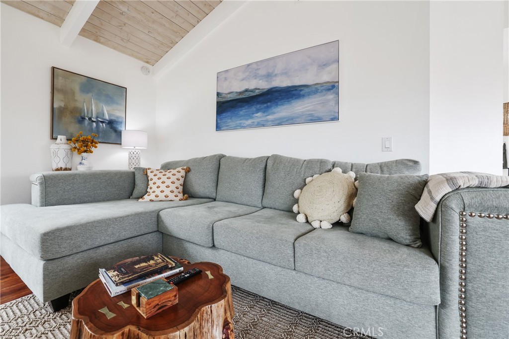 295 Plymouth St, Cambria, CA 93428