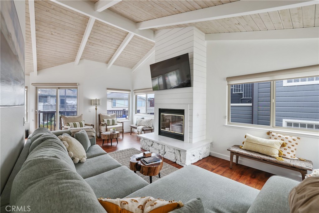 295 Plymouth St, Cambria, CA 93428