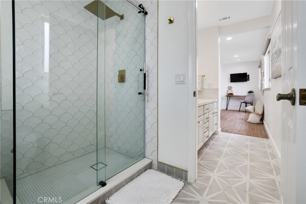 295 Plymouth St, Cambria, CA 93428