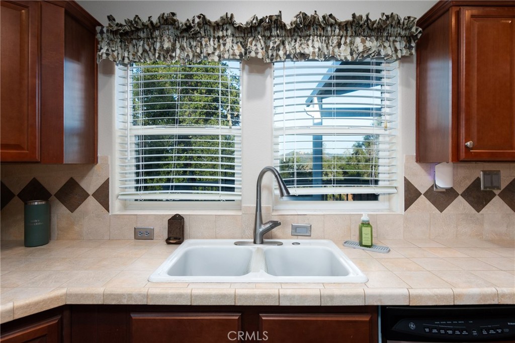 5550 Las Tablas Bay Dr, Paso Robles, CA 93446