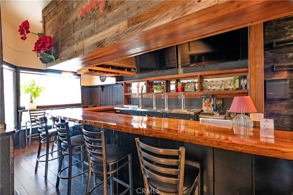 8501 El Camino Real, Atascadero, CA 93422