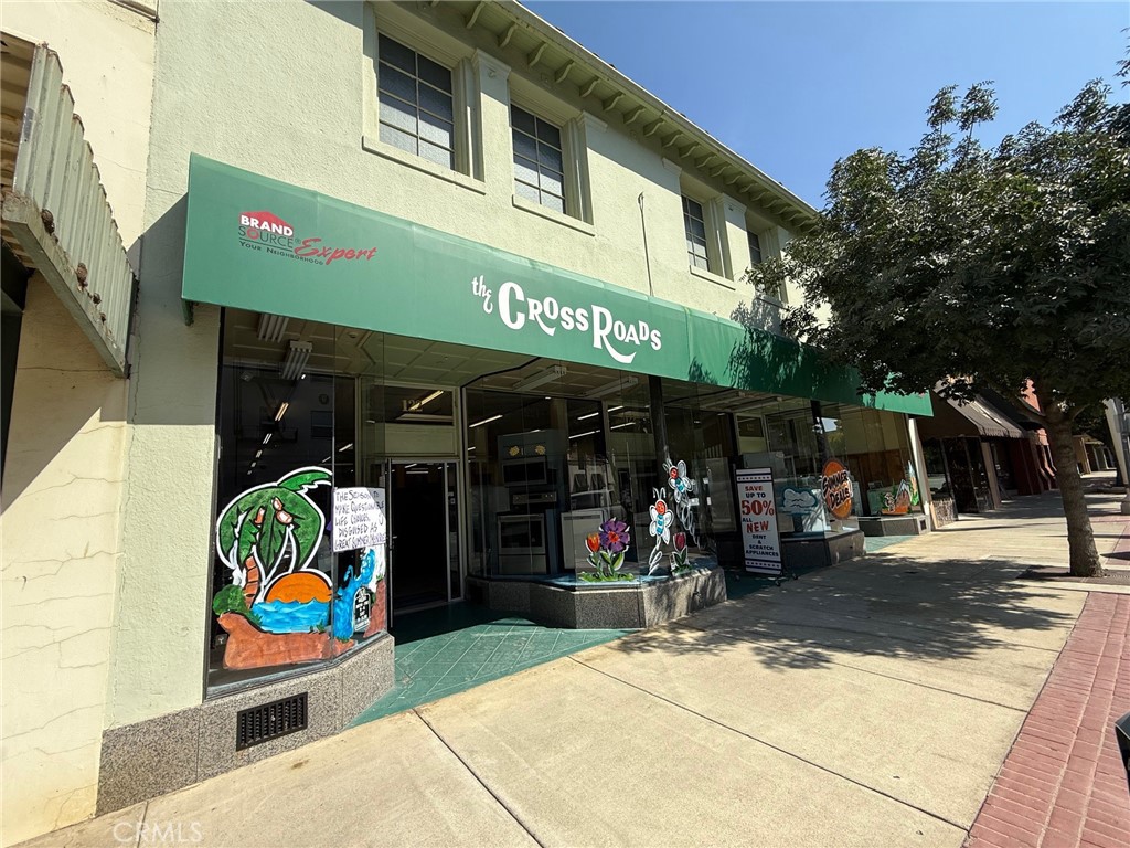 122 W 7th, Hanford, CA 93230