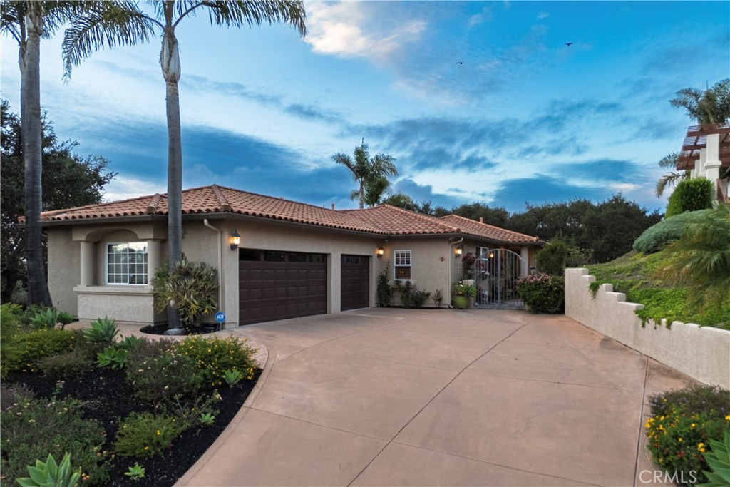 2 Paseo Ladera, Pismo Beach, CA 93449