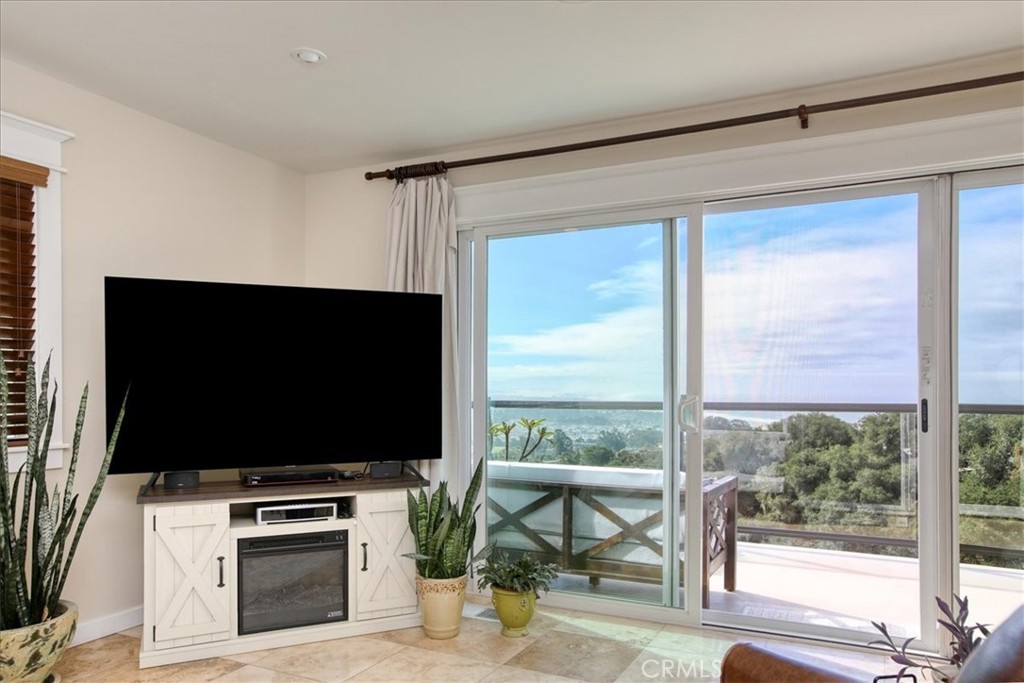 841 Visalia Street St, Pismo Beach, CA 93449