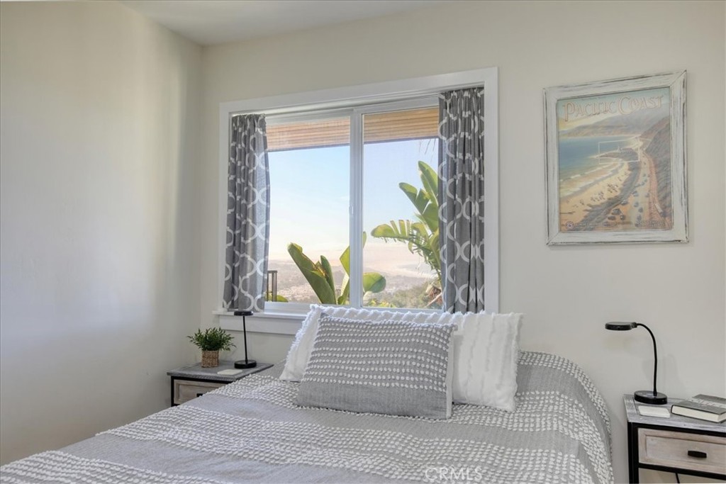 841 Visalia Street St, Pismo Beach, CA 93449