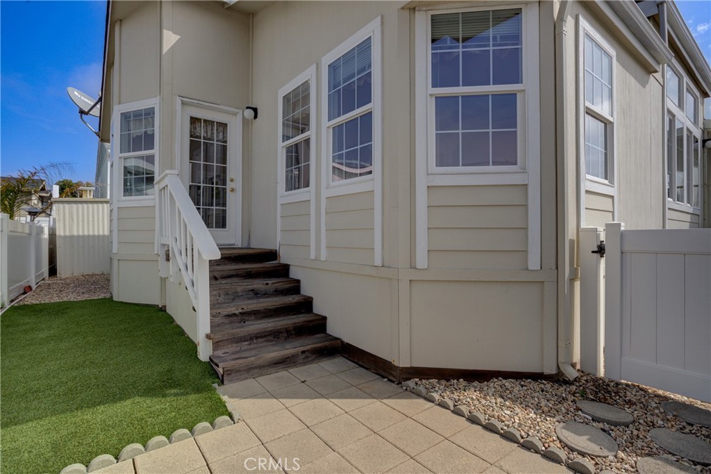 201 Five Cities Dr #100, Pismo Beach, CA 93449