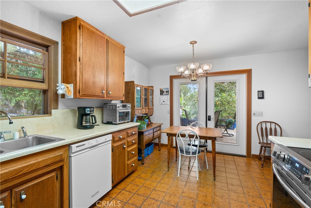 6650 Toro Creek Rd, Atascadero, CA 93422