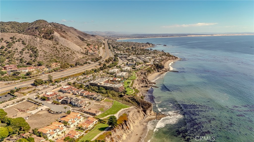 111 Greve Pl, Pismo Beach, CA 93449