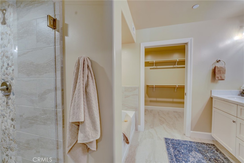 111 Greve Pl, Pismo Beach, CA 93449