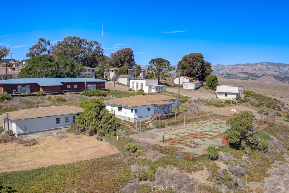 202 Monte Cristo Pl, Cambria, CA 93428