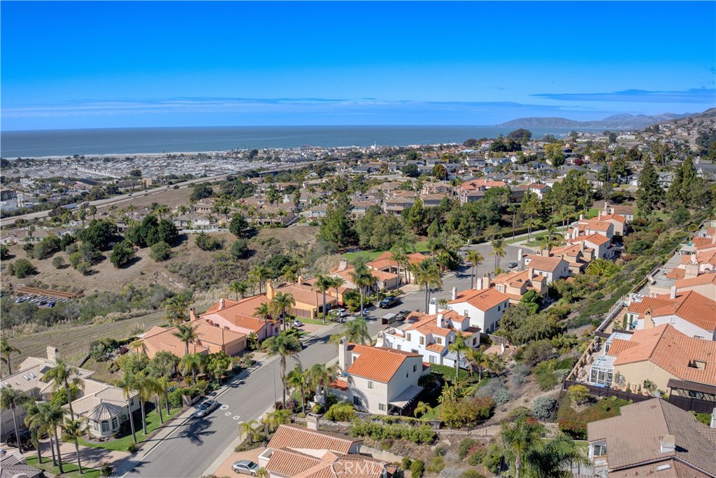 60 La Garza, Pismo Beach, CA 93449