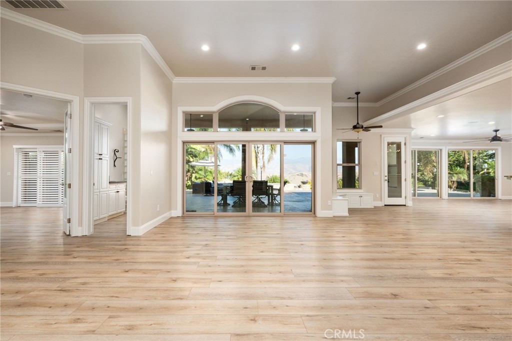 463 High Sierra, Exeter, CA 93221