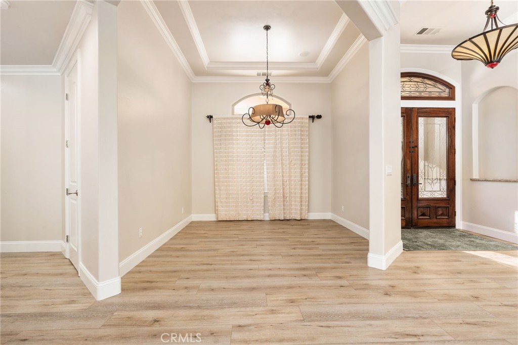 463 High Sierra, Exeter, CA 93221