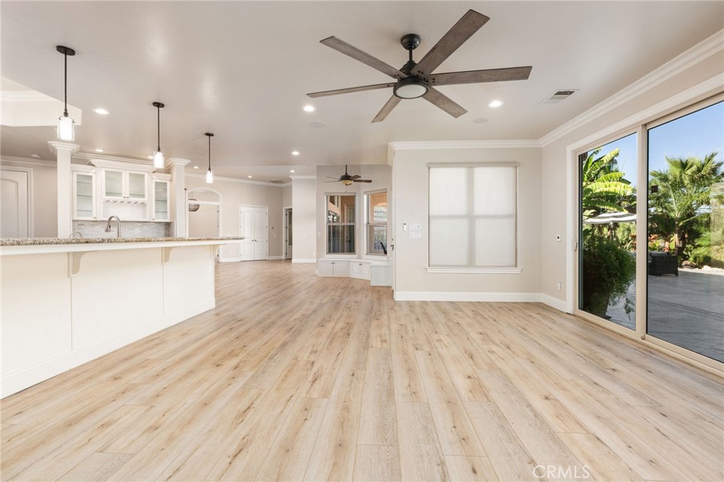 463 High Sierra, Exeter, CA 93221