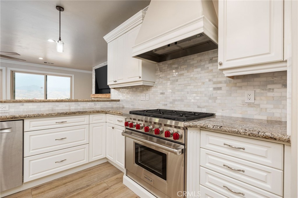 463 High Sierra, Exeter, CA 93221