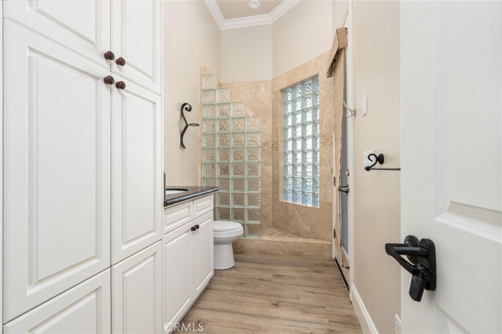 463 High Sierra, Exeter, CA 93221