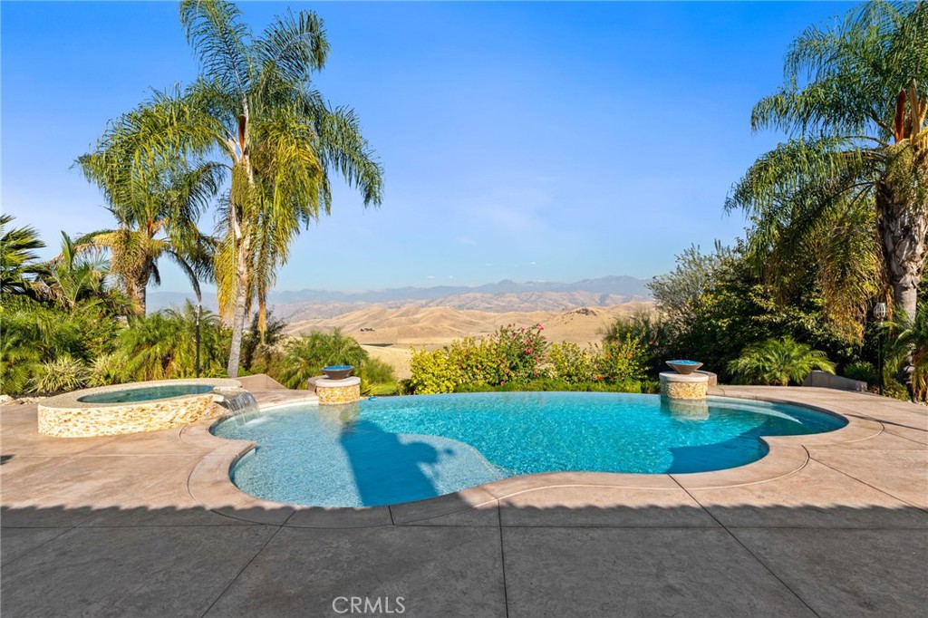 463 High Sierra, Exeter, CA 93221