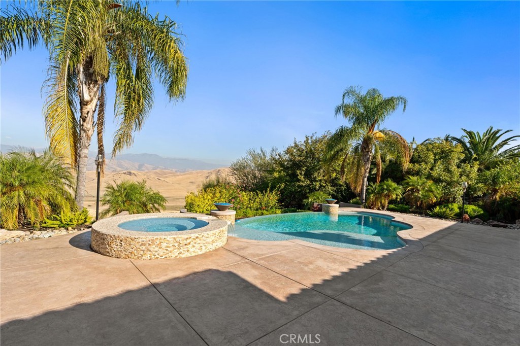 463 High Sierra, Exeter, CA 93221