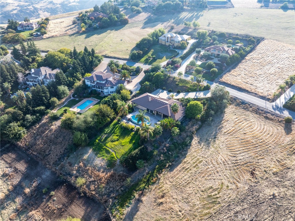 463 High Sierra, Exeter, CA 93221