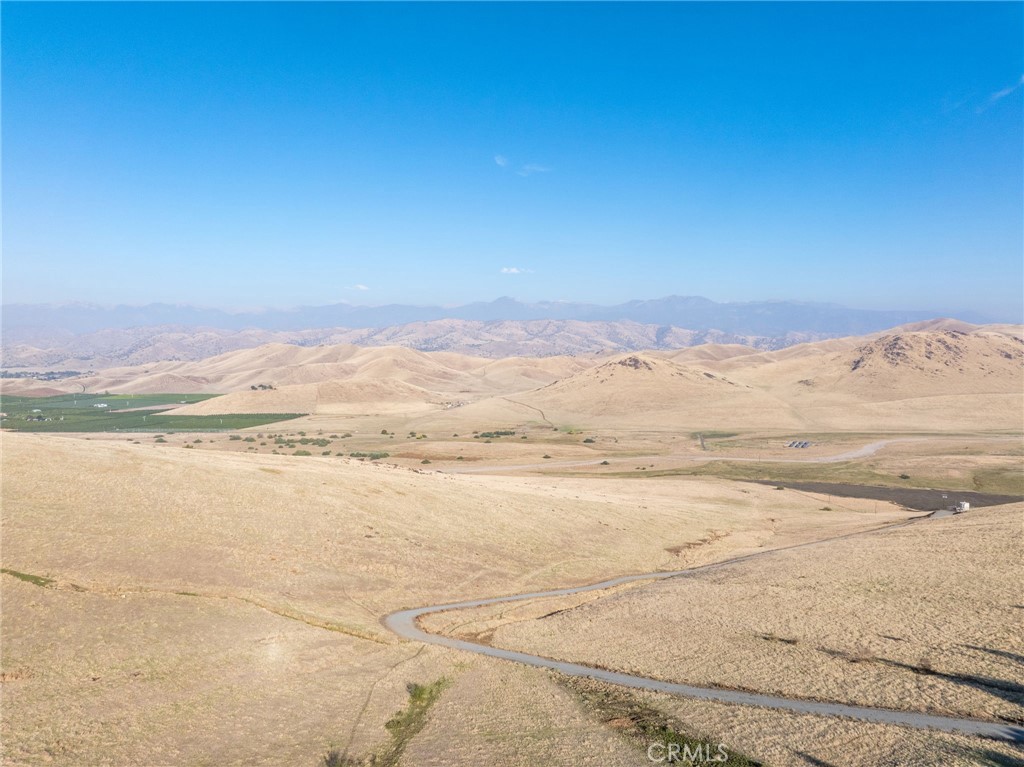 463 High Sierra, Exeter, CA 93221