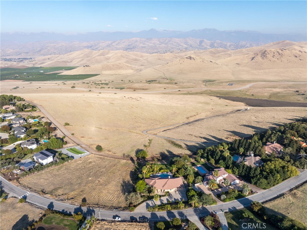463 High Sierra, Exeter, CA 93221