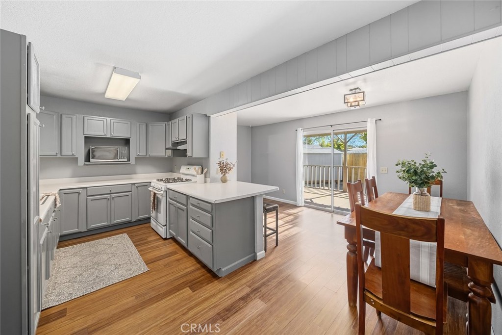 321 Jeffrey Dr, San Luis Obispo, CA 93405