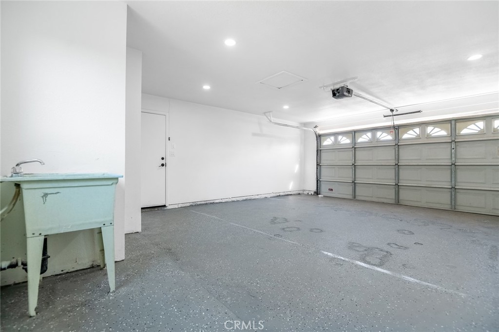 3731 S Mountain, Visalia, CA 93277