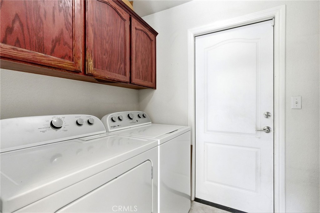 2431 S Cedar, Visalia, CA 93292