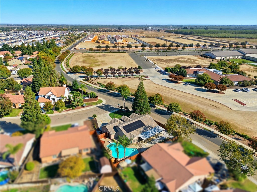 2431 S Cedar, Visalia, CA 93292
