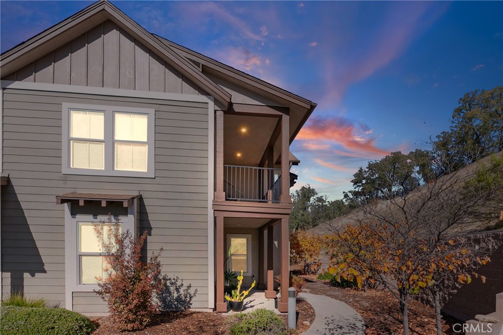 9388 Cielo Azul Ct, Atascadero, CA 93422