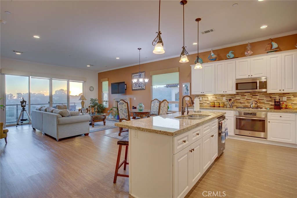 175 Clydell Ct, Pismo Beach, CA 93449