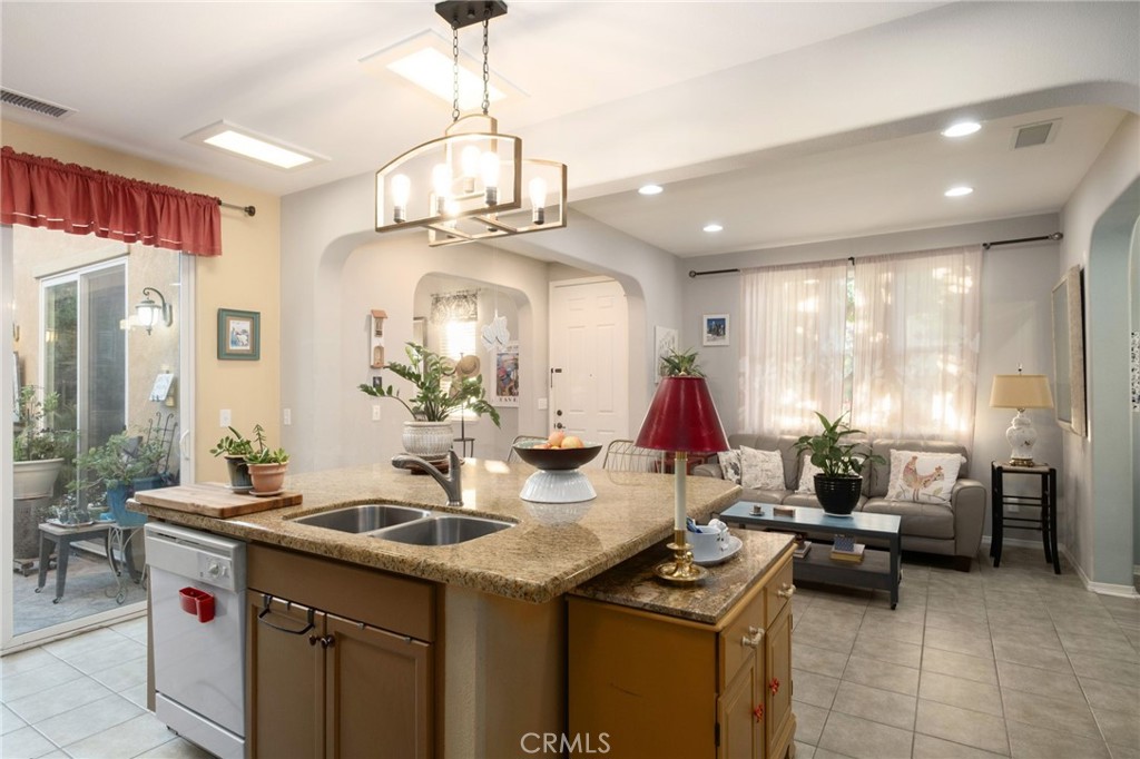 1783 N Leonard, Clovis, CA 93619