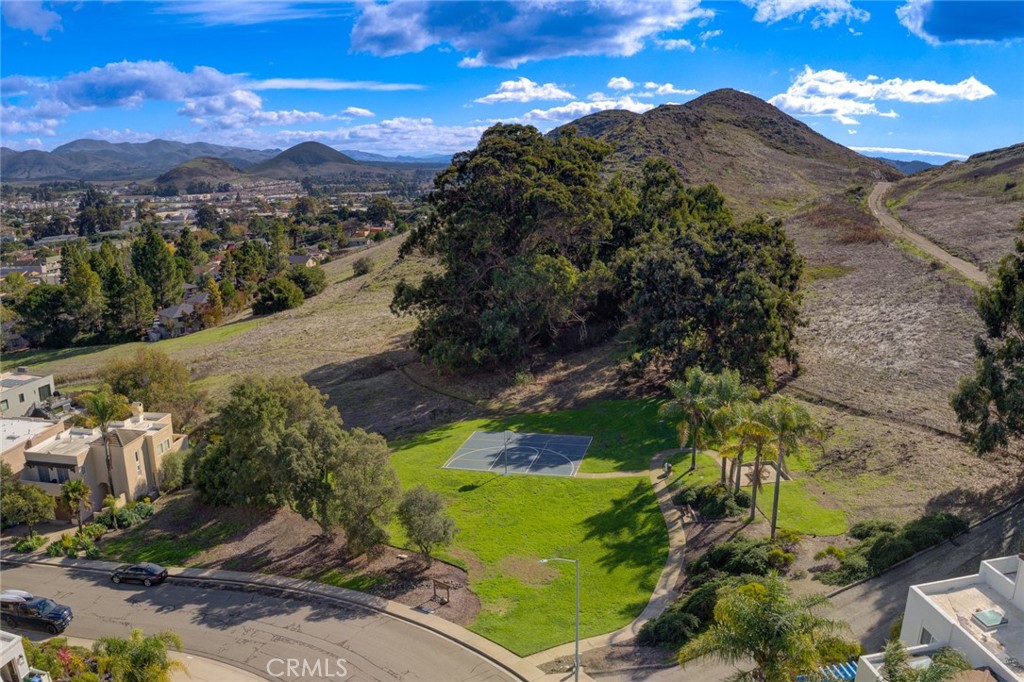 544 Stoneridge Dr, San Luis Obispo, CA 93401