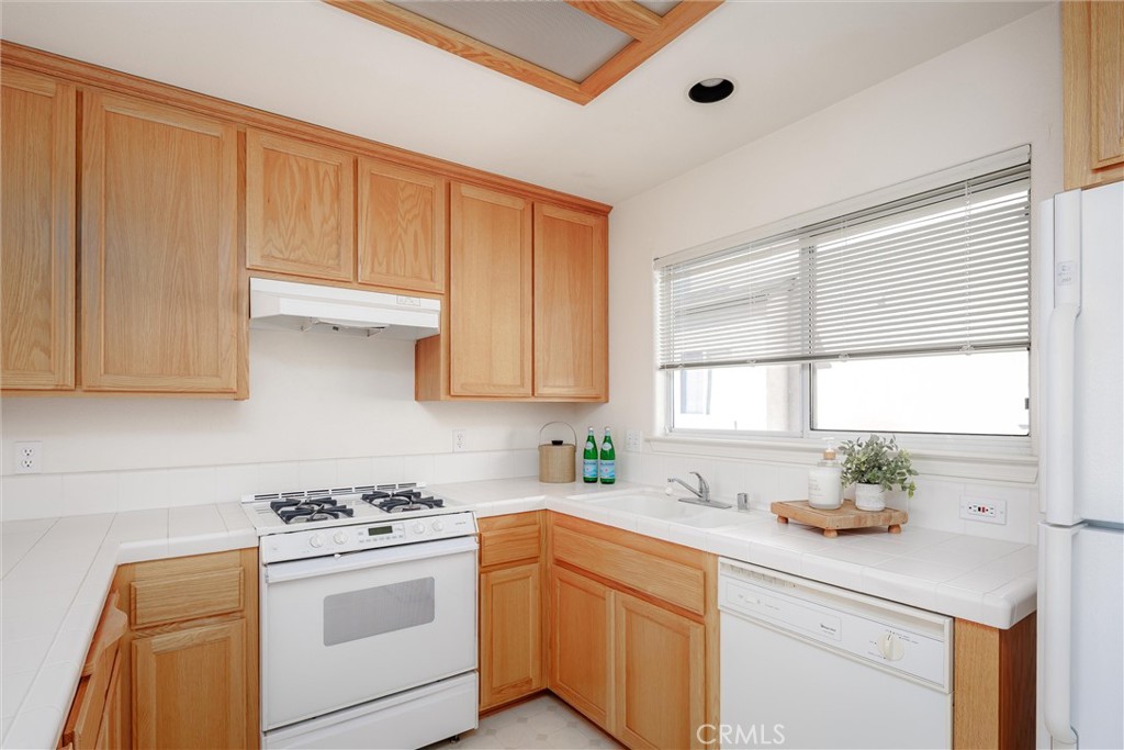 169 Ocean View Ave, Pismo Beach, CA 93449