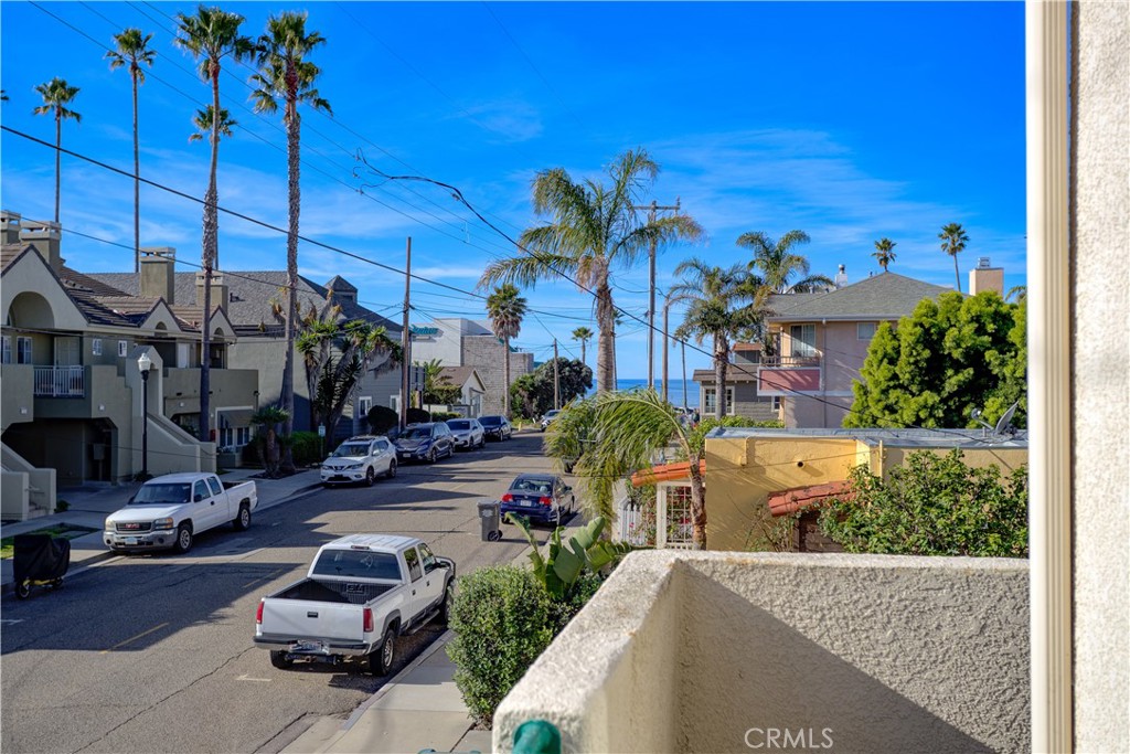 169 Ocean View Ave, Pismo Beach, CA 93449