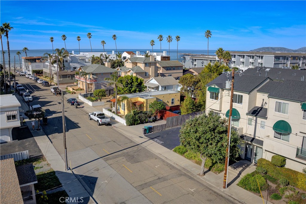 169 Ocean View Ave, Pismo Beach, CA 93449