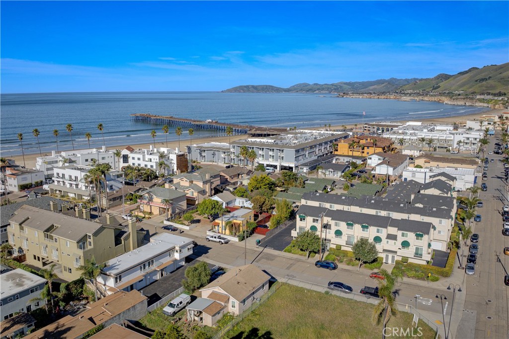 169 Ocean View Ave, Pismo Beach, CA 93449