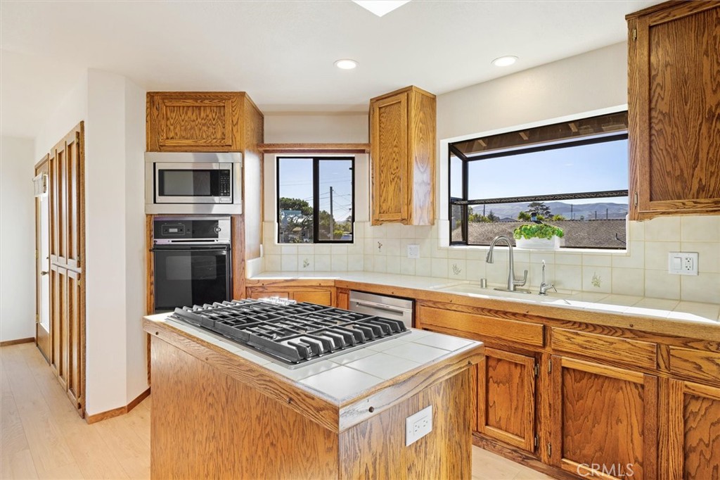1701 8th St, Los Osos, CA 93402