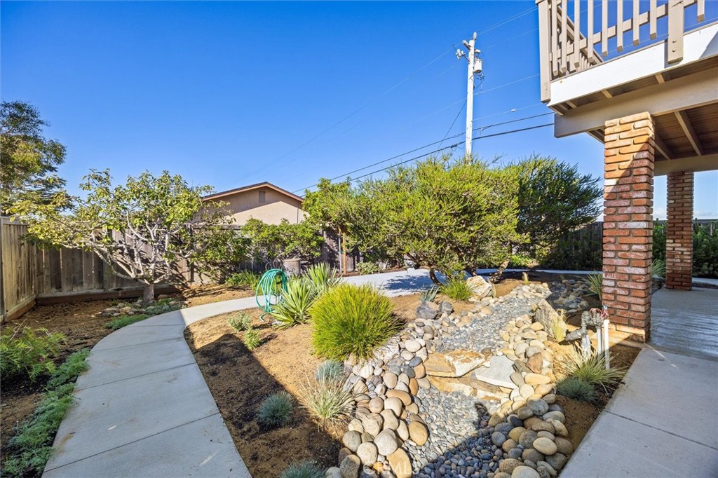 1701 8th St, Los Osos, CA 93402